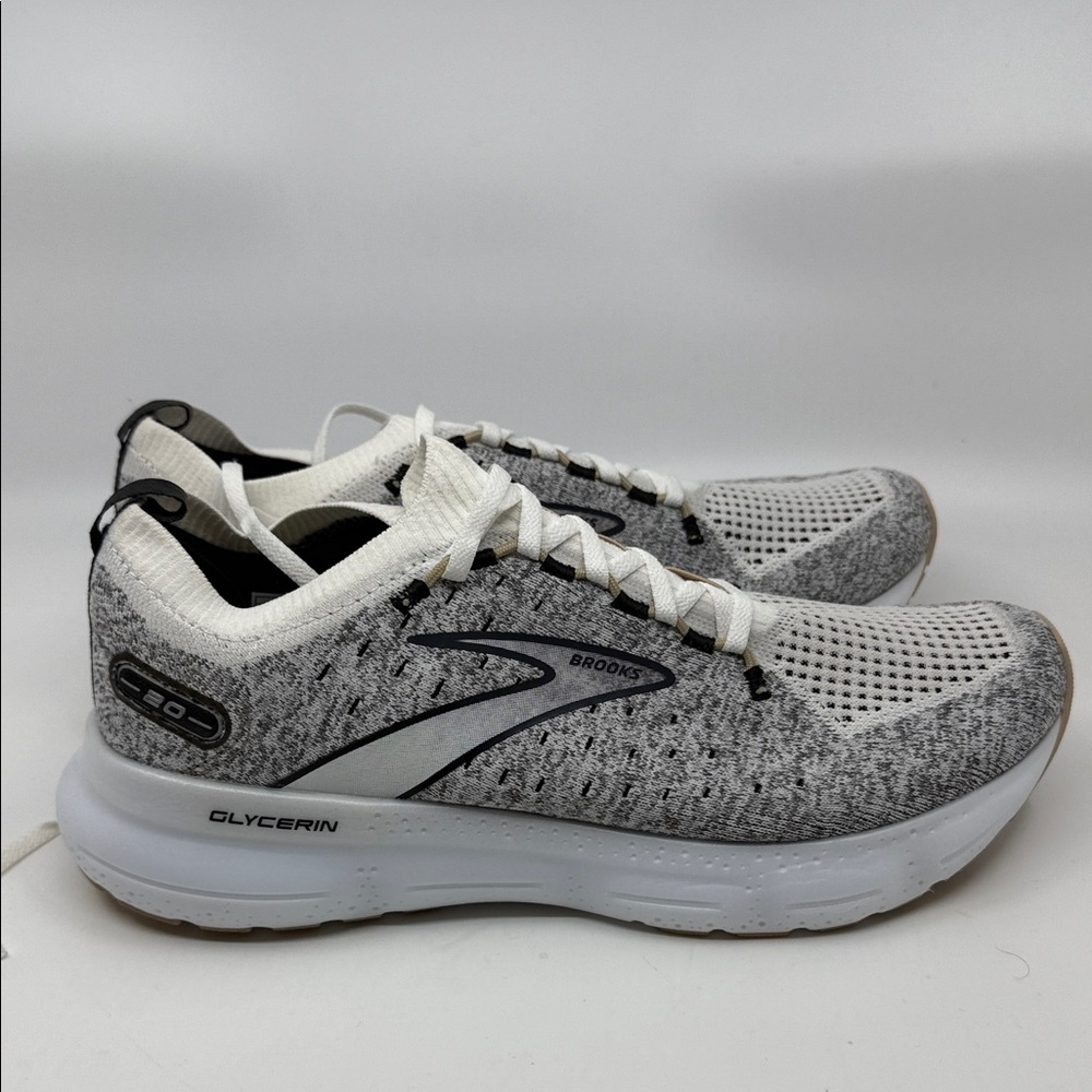 Brooks  Glycerin Gray and White Running Shoes - Picture 6 of 7